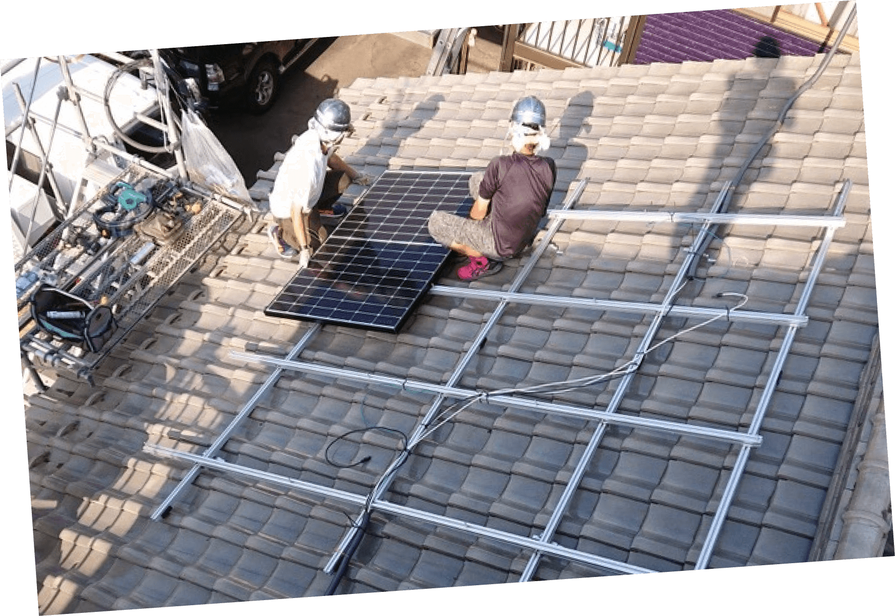 太陽光パネルの取り付け写真